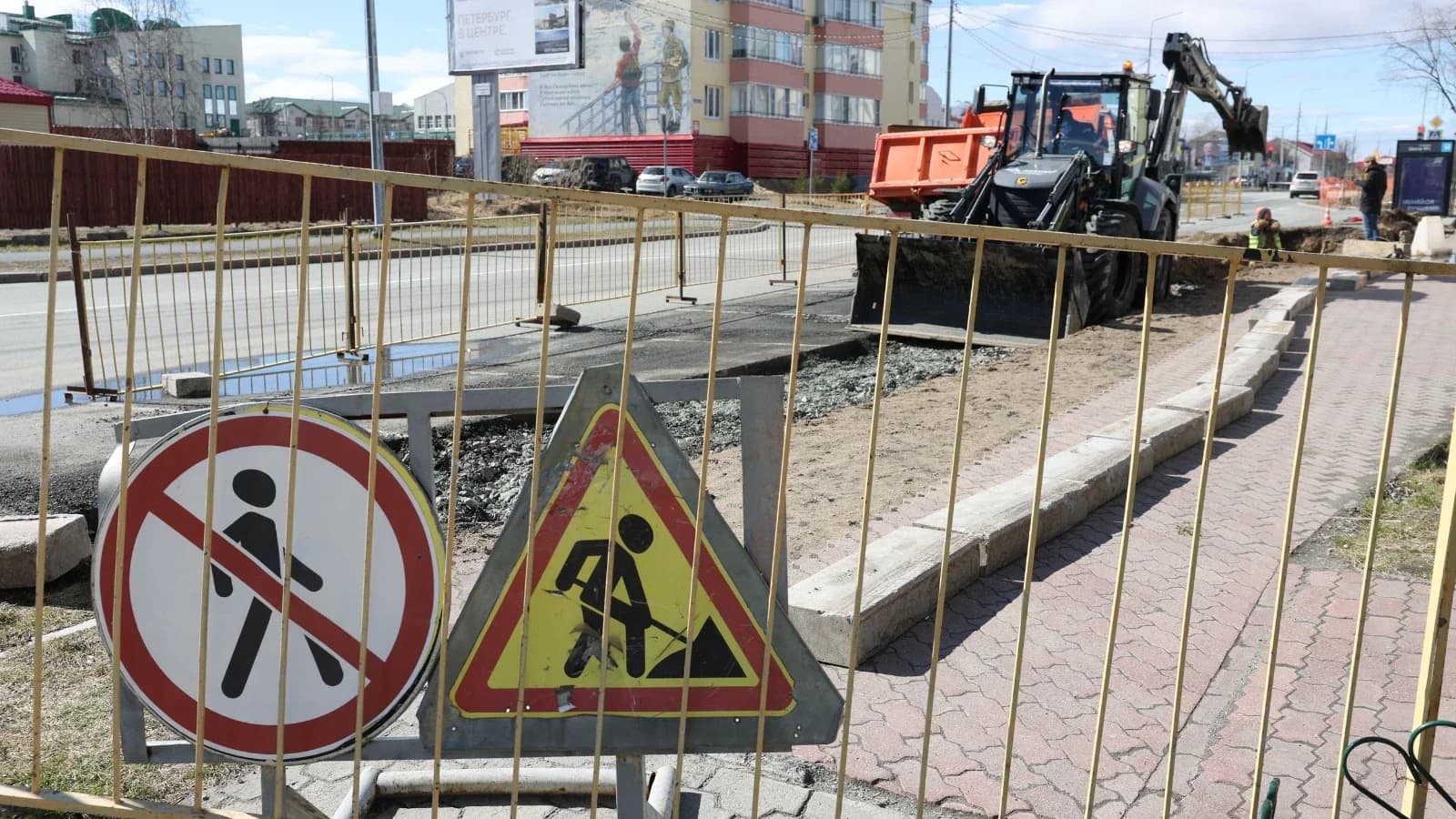 В Салехарде на полтора месяца ограничат движение на улице Игарской