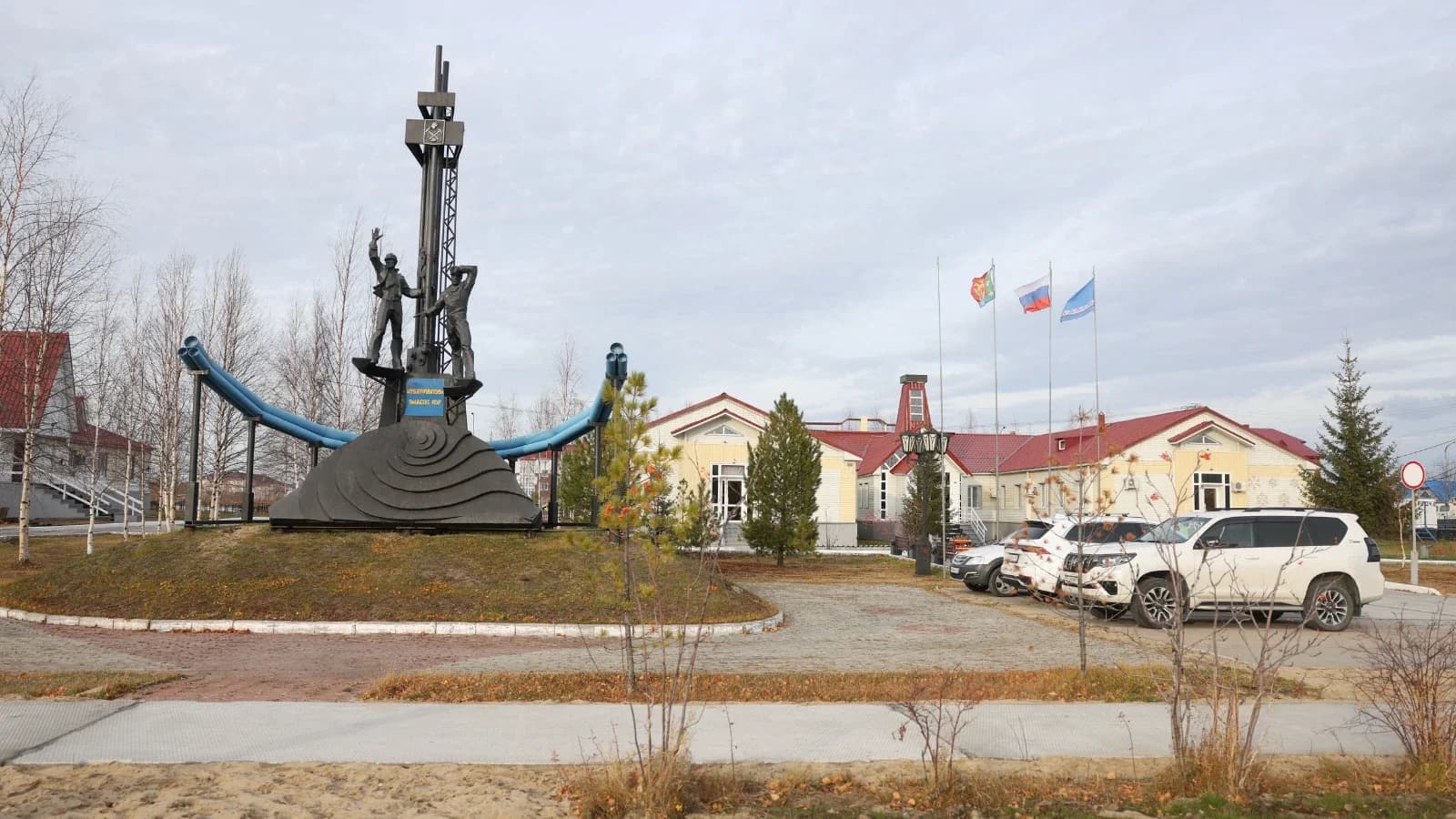 В Красноселькупе вручили удостоверения избранным депутатам районной думы